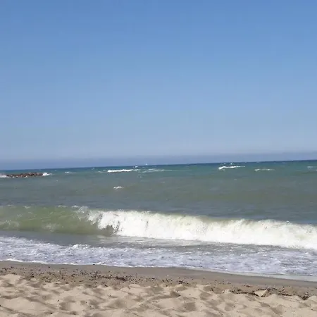 Superbe T3 Recent 67 M2, Gde Terrasse, 3km Plage, Vue Canigou, Parking Et Box Privatif Apartment *